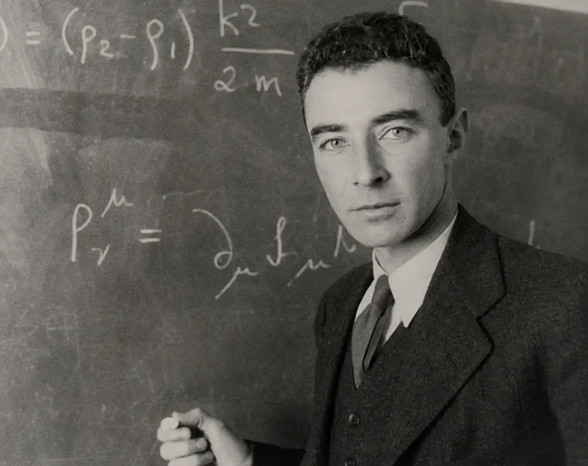 Young J. Robert Oppenheimer during his early academic career in the late 1920s, during the period he studied at the University of Göttingen under Max Born.